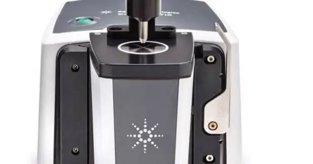 اسپکتروفتومتر FTIR Cary 630