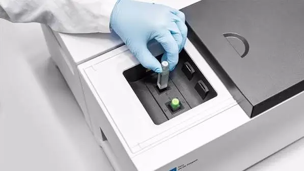 اسپکتروفتومتر UV-Vis Cary 3500 Compact